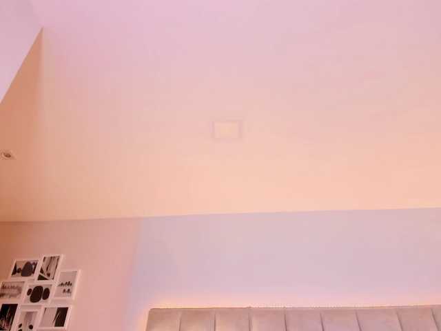 EllaThorne online show from August 6, 11:26 pm