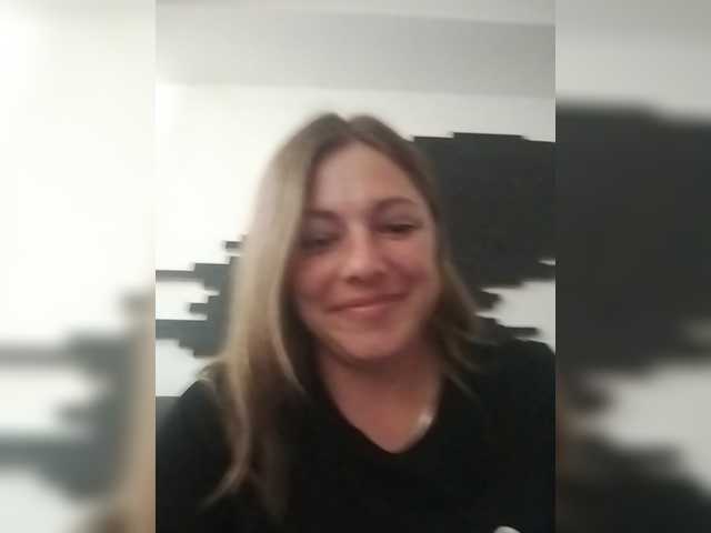 Ellazo online show from May 25, 7:58 pm