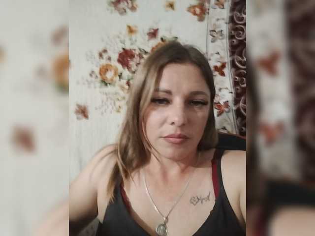 Ellazo online show from June 7, 2:55 pm