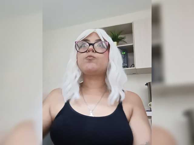 EllieNeptune online show from August 7, 6:57 am