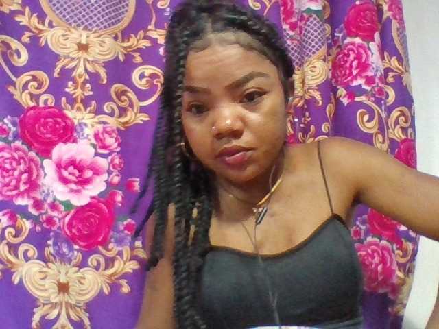 Elyah1a online show from August 11, 6:15 am
