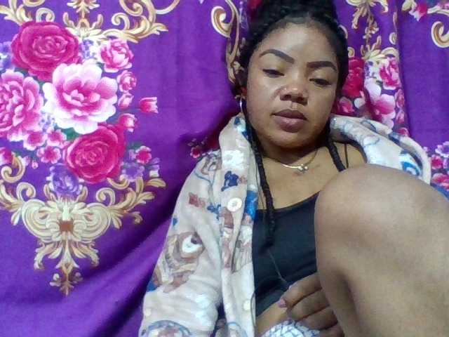 Elyah1a online show from August 11, 4:53 pm