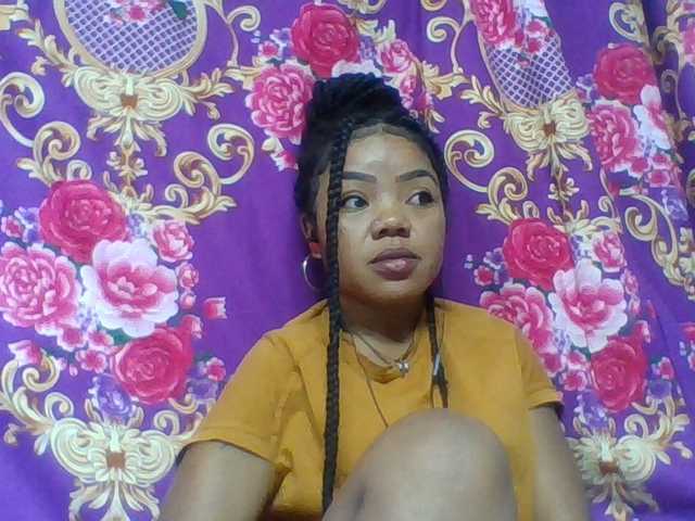 Elyah1a online show from August 12, 11:56 am
