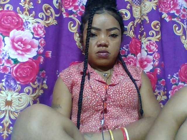 Elyah1a online show from August 14, 7:23 am