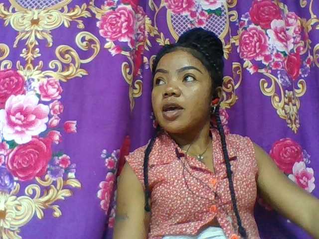 Elyah1a online show from August 14, 6:22 pm