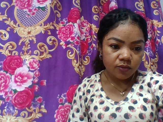 Elyah1a online show from August 15, 3:05 pm