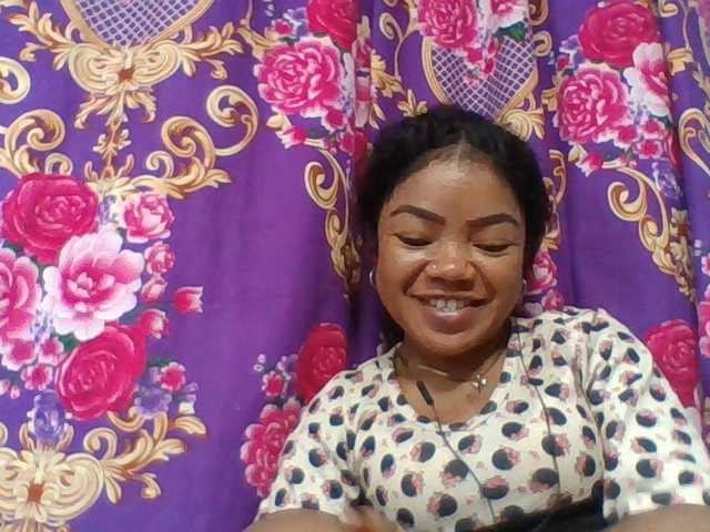 Elyah1a online show from August 15, 4:55 pm
