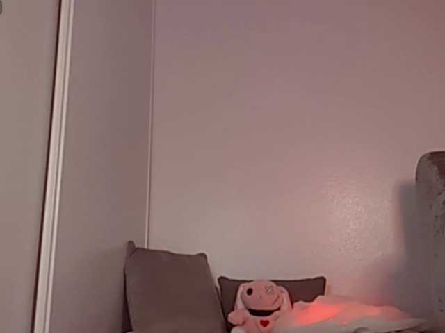 Elye online show from August 13, 9:56 am