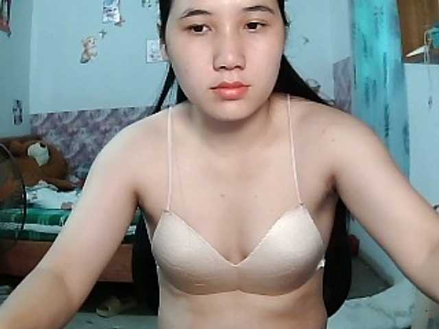 Elysa221 online show from June 10, 12:50 am