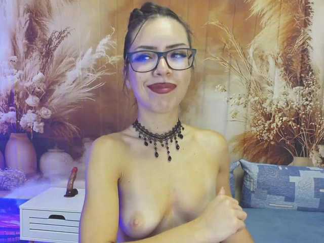 EmaMiller online show from August 8, 10:43 pm