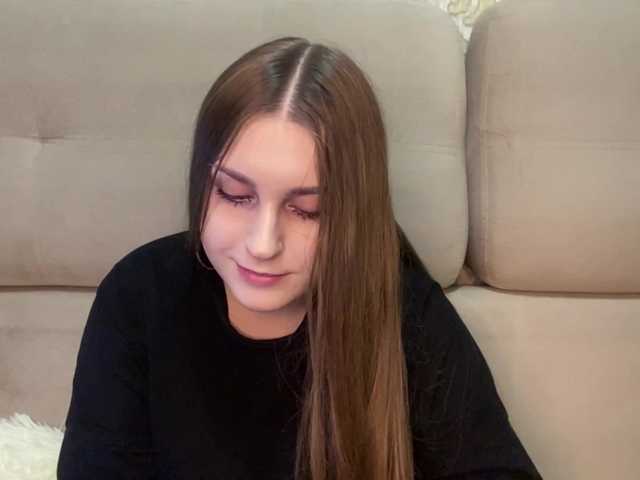 EmelineVayda online show from September 2, 6:43 pm