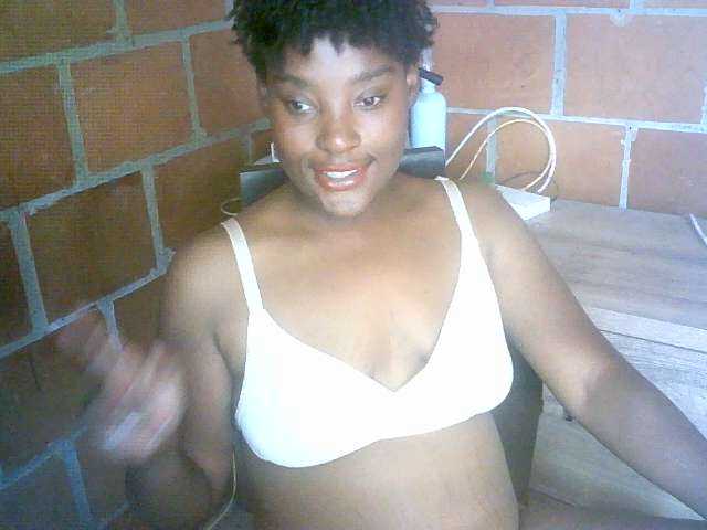 EmiliAddams online show from June 24, 7:38 pm