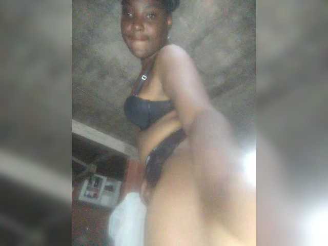 EmiliAddams online show from July 24, 4:04 am