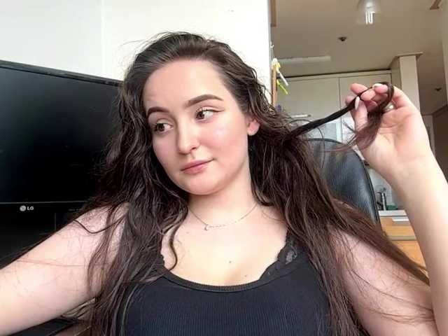 EmillyCarte online show from July 28, 3:23 am