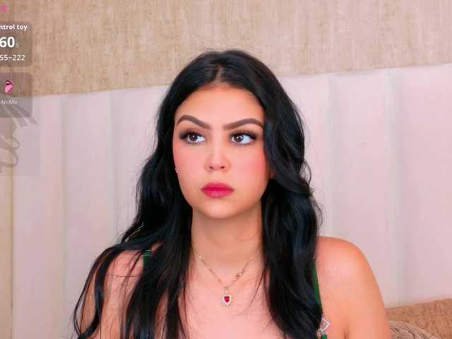 EmilyBills online show from August 14, 2:32 pm