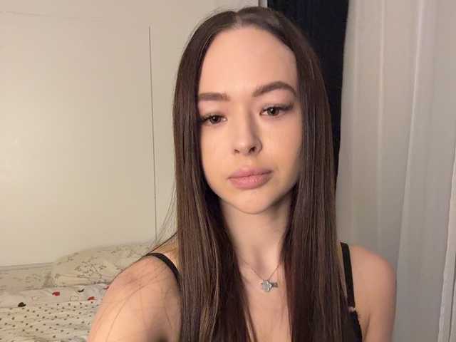 EmelyExx online show from May 20, 6:53 pm
