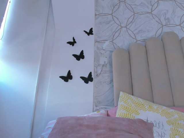 Emma-Torres1 online show from August 8, 1:44 pm