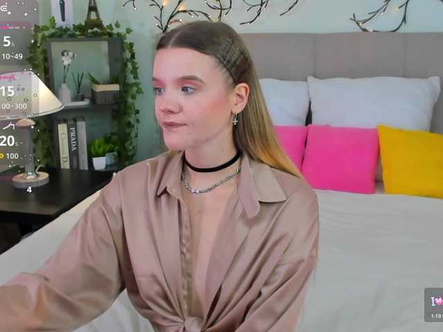 Emma-peach online show from August 13, 8:50 am