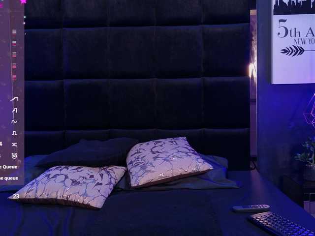 EmmaRichards online show from August 6, 9:14 pm