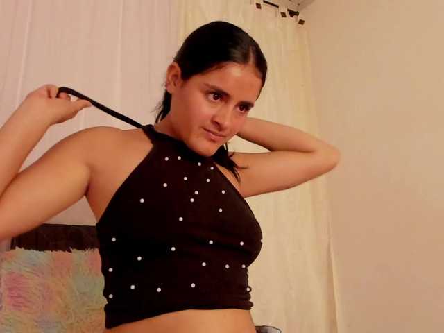 Emmaa- online show from July 21, 10:23 pm