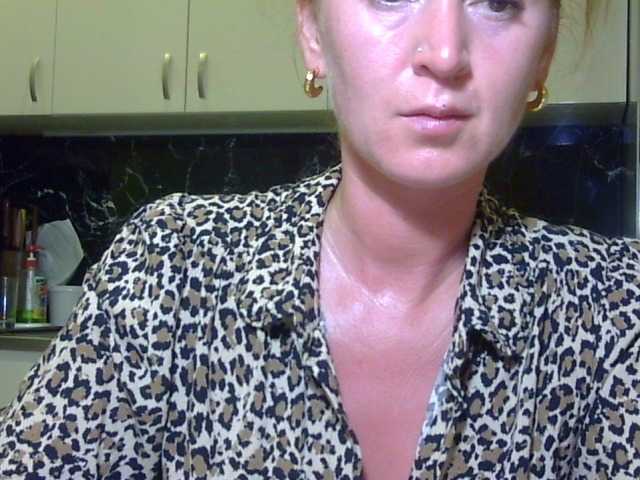 ErnaBernice online show from July 24, 10:57 pm