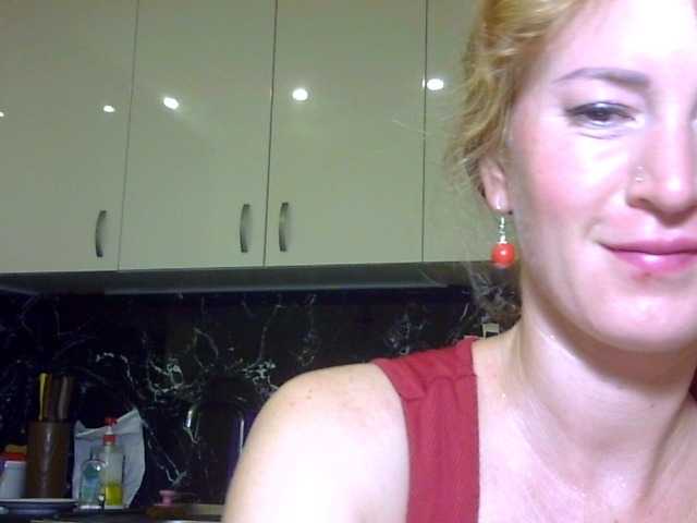 ErnaBernice online show from July 31, 8:03 pm
