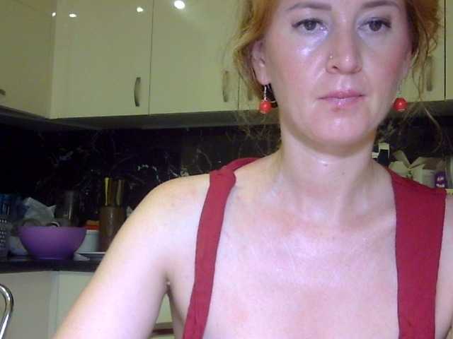 ErnaBernice online show from July 31, 11:10 pm
