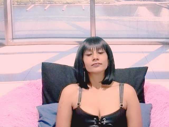 ErroticStarr online show from July 17, 5:40 am