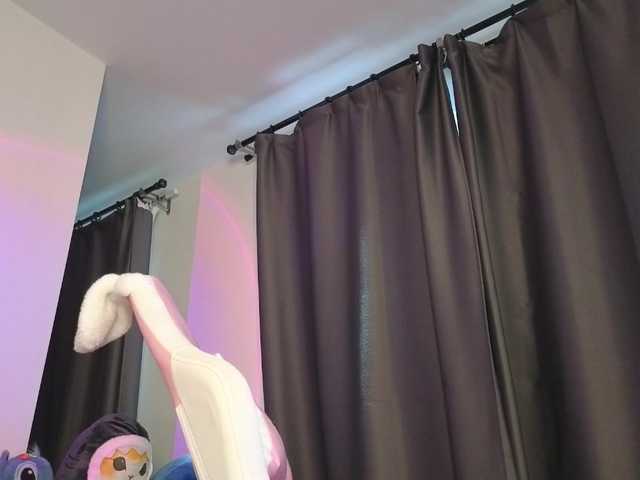 Eva--queen online show from August 4, 4:59 pm