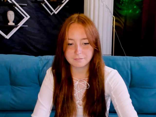 EvaHoward online show from August 5, 1:42 pm
