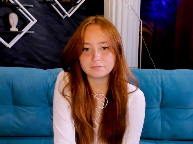 EvaHoward online show from August 6, 7:51 am