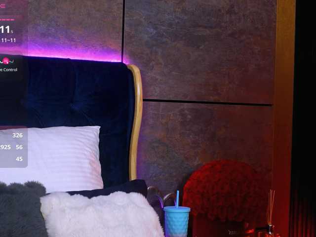 EvaRayne online show from August 11, 5:20 am