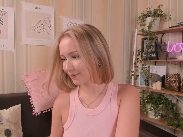 EvaSweet online show from July 19, 1:46 pm