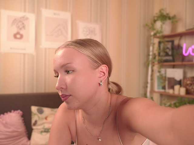 EvaSweet online show from July 27, 2:22 pm