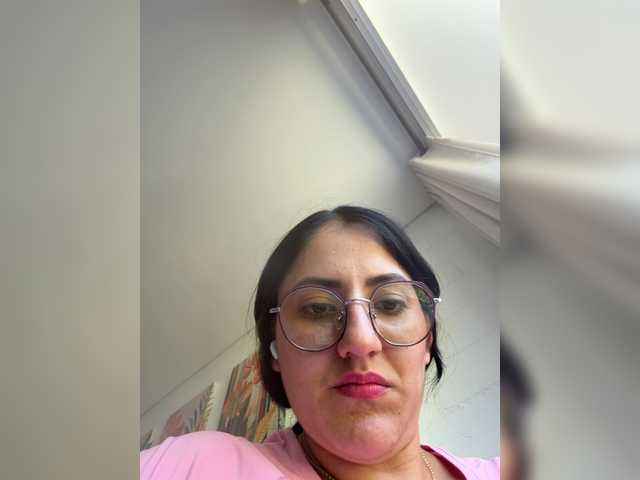 EvanShell1 online show from August 10, 8:43 pm