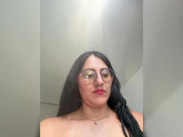 EvanShell1 online show from August 11, 6:43 pm