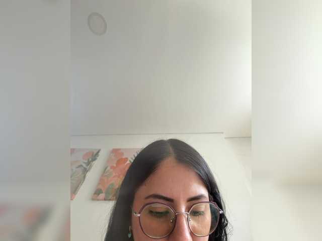 EvanShell1 online show from August 12, 4:42 pm