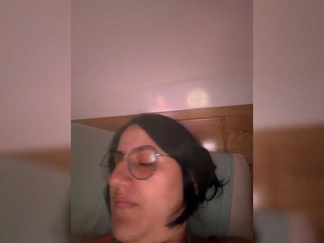 EvanShell1 online show from August 14, 2:32 pm
