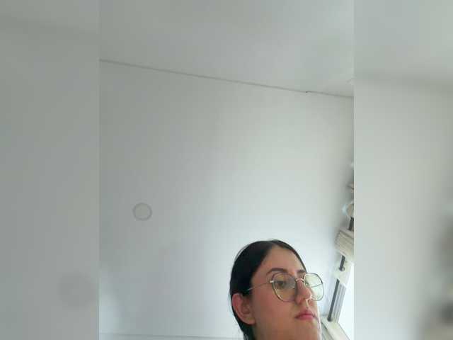 EvanShell1 online show from August 14, 10:46 pm