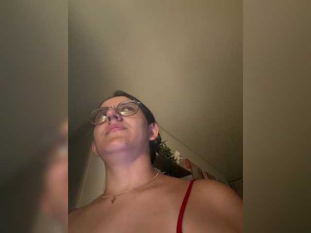EvanShell1 online show from August 15, 12:58 am