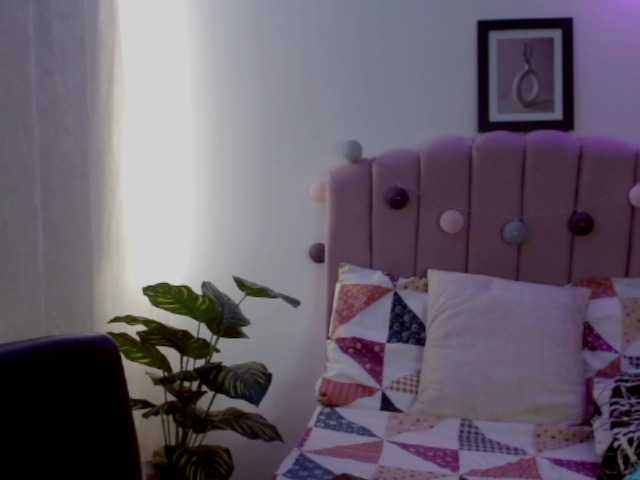 EvansLx online show from August 12, 9:39 pm