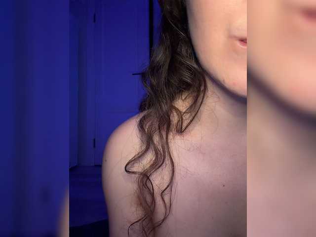 FeeBee online show from July 30, 8:26 pm