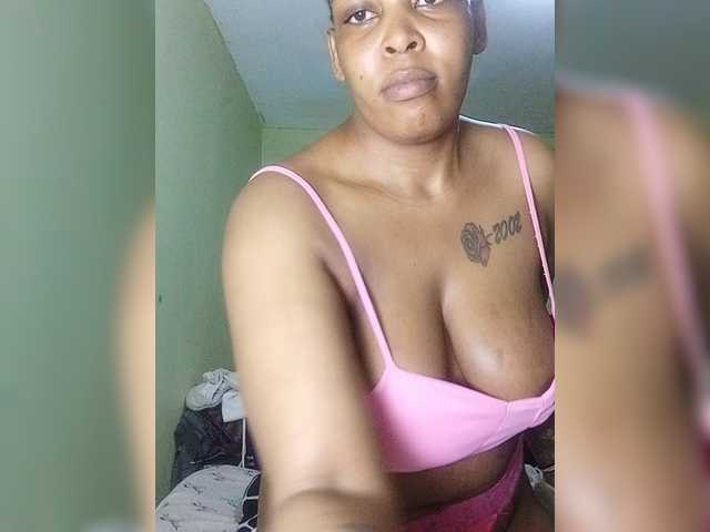 Fellafaith123 online show from August 10, 6:04 am