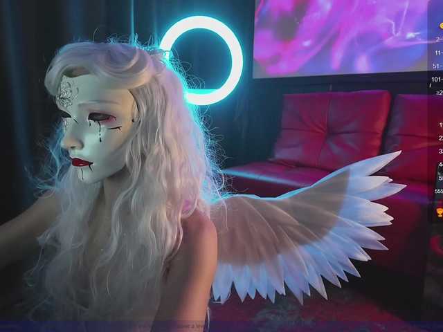 FemEnigma online show from August 14, 7:50 pm