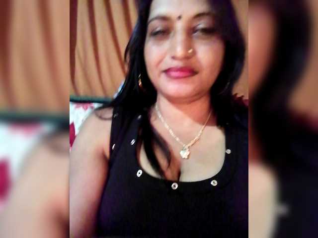 FiestyQueen online show from July 17, 8:09 pm