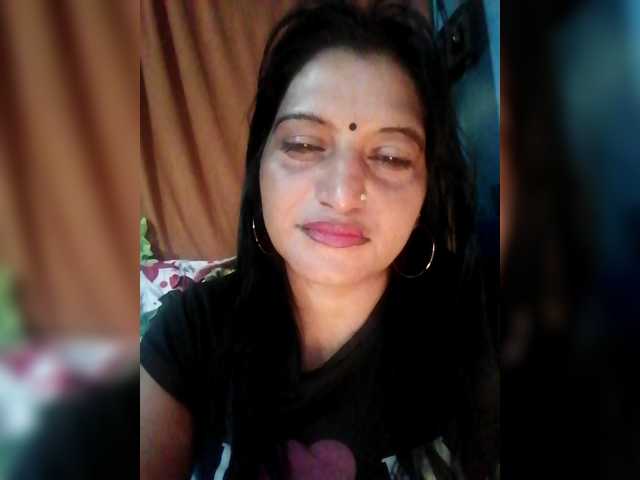 FiestyQueen online show from July 20, 8:06 am