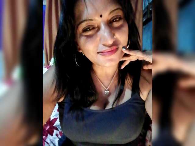 FiestyQueen online show from July 24, 12:41 pm