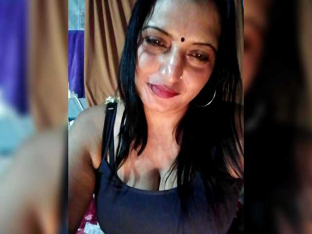 FiestyQueen online show from July 29, 10:33 am