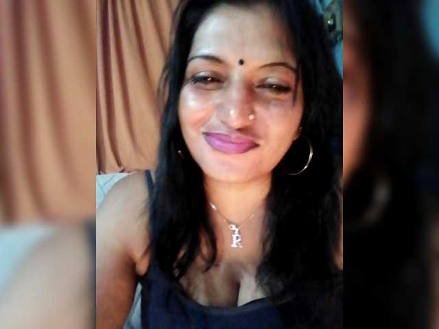 FiestyQueen online show from August 5, 12:47 pm