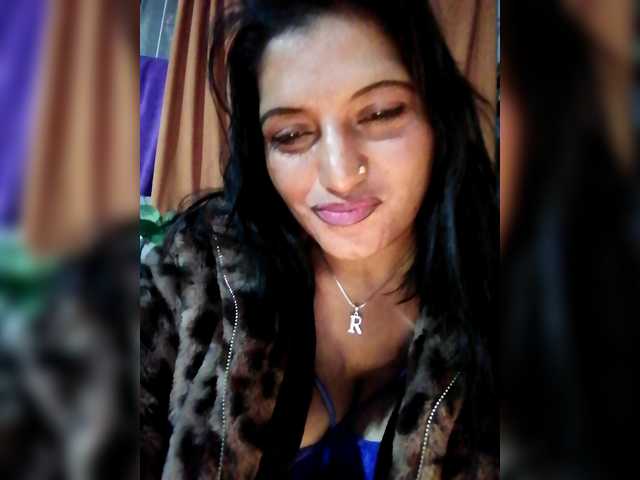 FiestyQueen online show from August 12, 7:54 am